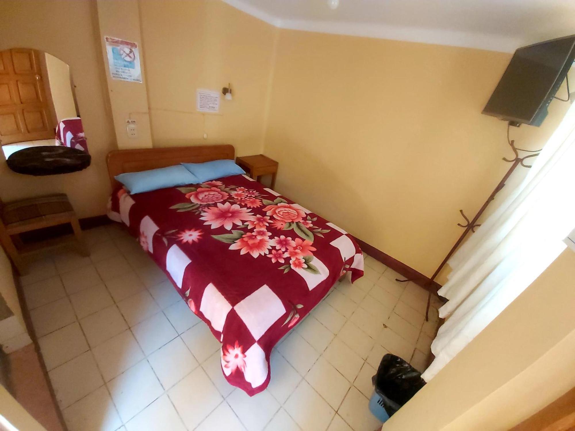 Residencial El Expreso Hotel Oruro Ngoại thất bức ảnh